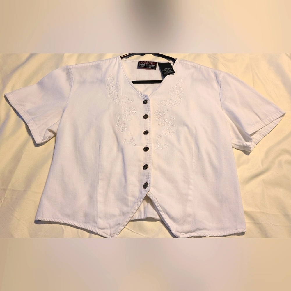 Vintage Ozark Mountain Western White Embroidered  top S